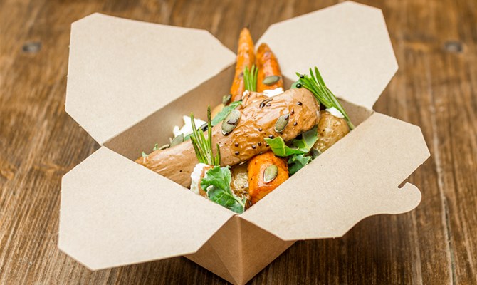 Packaging di carta e cartone sempre più usati per food delivery e take away