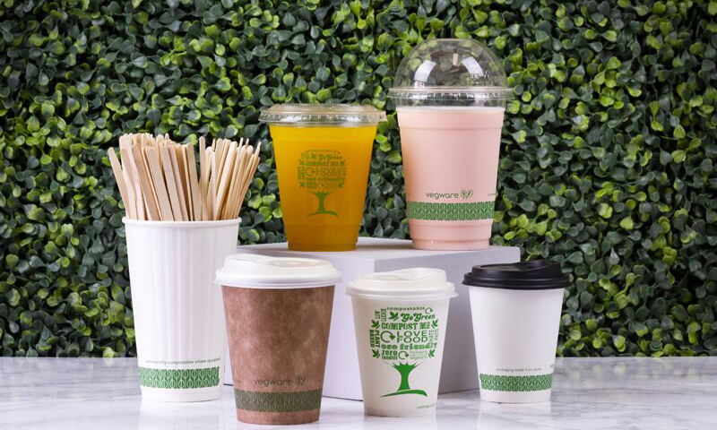 bicchieri bevande calde e fredde con accessori biodegradabili compostabili la guida